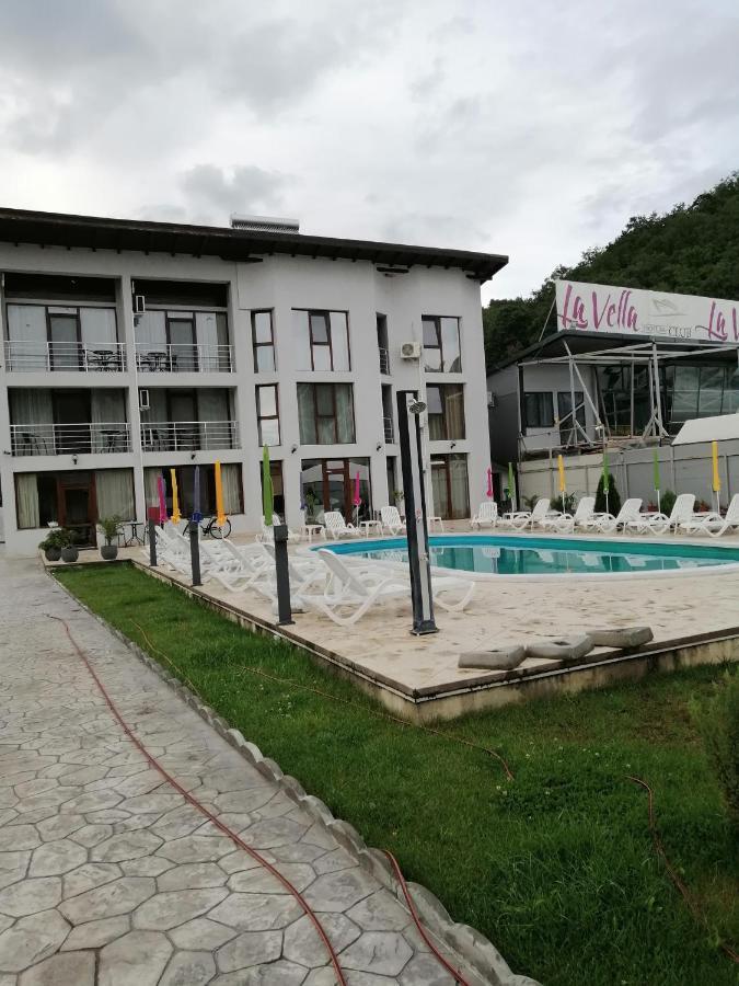 Vila Hercules Dubova Exterior photo